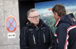 Innsbruck en Lech 18 februari 2012
Prins Friso ligt in het universitair ziekenhuis na zijn ongeluk met lawine in Lech.
Koningin Beatrix en zijn vrouw Prinses Mabel Wisse Smit zoeken hem op. burgemeester Ludwig Muxel
Peter Smulders bv