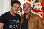 Amsterdam 14 maart 2012
Dean Saunders en Gerard Joling bij bedrijf waar ze haren implanteren.
Peter Smulders bv