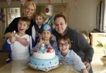 Fijnaart, 6 Maart 2012
Frans(je) Bauer wordt 7 jaar
Frans Bauer, Mariska Bauer en hun vier kinderen
Foto Peter Smulders BV