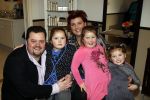 Tiel 12 februari 2012
Marloes Duijts de vrouw van Frans Duijts opent haar kapsalon .
Peter Smulders bv