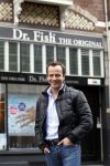 Amsterdam 18 maart 2012
Geert Hoes met zijn nieuwe vriendin Merel bij Dr Fish.
Peter Smulders bv