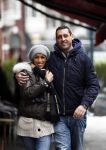 Amsterdam 9 februari 2012
Glennis Grace met vriend Moos aan het winkelen.
Peter Smulders bv
