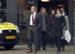 Made, 16 Februari 2012
Minister van Landbouw Henk Bleker (58 jaar) samen met zijn vriendin, Barbara Rijlaarsdam (26 jaar), journaliste bij het NRC nadat ze samen met de moeder van Barbara op bezoek zijn geweest bij de oma van Barbara.
Foto Peter Smulders BV