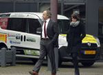 Made, 16 Februari 2012
Minister van Landbouw Henk Bleker (58 jaar) samen met zijn vriendin, Barbara Rijlaarsdam (26 jaar), journaliste bij het NRC nadat ze samen met de moeder van Barbara op bezoek zijn geweest bij de oma van Barbara.
Foto Peter Smulders BV