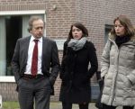Made, 16 Februari 2012
Minister van Landbouw Henk Bleker (58 jaar) samen met zijn vriendin, Barbara Rijlaarsdam (26 jaar), journaliste bij het NRC nadat ze samen met de moeder van Barbara op bezoek zijn geweest bij de oma van Barbara.
Foto Peter Smulders BV