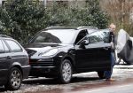 Amsterdam 8 februari 2012
Jack Spijkerman rijdt in een Porsche Cayenne Hybride. Dit is de eerste in Nederland.
Peter Smulders bv
