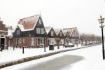 Volendam 3 februari 2012
Huis Jan Tuyp in de sneeuw .
Peter Smulders bv
