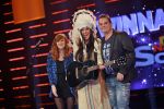 Hilversum 26 februari 2012
Nationaal Songfestival in Studio 24. Met op de foto Joan Franka winnares van het Nationaal Songfestival 2012 in Nederland en haar managers.
Peter Smulders bv