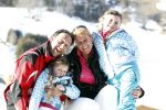 Gerlos 7 maart 2012
Job Nieuwenhuizen (de bus) met vrouw en kinderen skien in Gerlos.
Peter Smulders bv