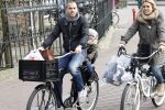 Amsterdam 21 februari 2012
Johnny Charlotte en Jezebel op de fiets in Amsterdam.
Peter Smulders bv