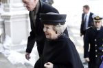 Amsterdam 4 februari 2012
Koning Beatrix bezoekt het tropenmuseum en Johan Remkes ontvangt haar.
Peter Smulders bv