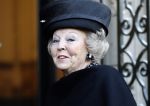 Amsterdam 4 februari 2012
Koning Beatrix bezoekt het tropenmuseum en Johan Remkes ontvangt haar.
Peter Smulders bv