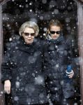 Lech 19 februari 2012
Koningin Beatrix en prinses Mabel Wisse Smit vertrekken vanuit hotel Post met BMW X5 van politie naar ziekenhuis in Innsbruck waar Prins Friso ligt na zijn ski ongeluk.
Peter Smulders bv