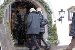 Lech 19 februari 2012
Koningin Beatrix en Prinses Mabel wisse Smit arriveren bij Hotel Post na bezoek aan ziekenhuis in Innsbruck waar prins Friso ligt.
Peter Smulders bv