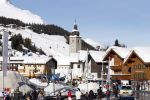 Innsbruck en Lech 18 februari 2012
Prins Friso ligt in het universitair ziekenhuis na zijn ongeluk met lawine in Lech.
Koningin Beatrix en zijn vrouw Prinses Mabel Wisse Smit zoeken hem op.
Peter Smulders bv