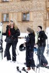 Lech 26februari 2012
Linda de Mol met kinderen Julian en Noah en vriend Jeroen Rietbergen op ski vakantie in Lech.
Peter Smulders bv
