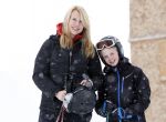 Lech 26februari 2012
Linda de Mol met kinderen Julian en Noah en vriend Jeroen Rietbergen op ski vakantie in Lech.
Peter Smulders bv