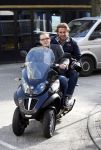 Amsterdam 15 maart 2012
Matthieu Slee op Piaggio MP3 op de pc hooftstraat. Edwin Smulders
Peter Smulders bv