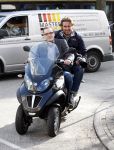 Amsterdam 15 maart 2012
Matthieu Slee op Piaggio MP3 op de pc hooftstraat. Edwin Smulders
Peter Smulders bv