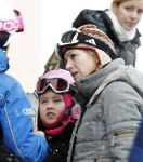 Lech 19 februari 2012
Prinses Maxima Prins Willem Alexander Prinses laurentien Prins Constantin Prinses Mabel Wisse Smit en de prinsesjes Amalia Ariane Alexia Eloise Claus Cazimir Luana en Zaria gaan skien en vertrekken bij Hotel Post.
Peter Smulders bv