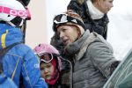 Lech 19 februari 2012
Prinses Maxima Prins Willem Alexander Prinses laurentien Prins Constantin Prinses Mabel Wisse Smit en de prinsesjes Amalia Ariane Alexia Eloise Claus Cazimir Luana en Zaria gaan skien en vertrekken bij Hotel Post.
Peter Smulders bv