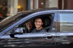 Amsterdam 21 februari 2012
Nathan Moszkowicz achter het stuur van de auto van zijn vader Bram nadat hij net zijn rijbewijs gehaald heeft.
Peter Smulders bv