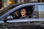 Amsterdam 21 februari 2012
Nathan Moszkowicz achter het stuur van de auto van zijn vader Bram nadat hij net zijn rijbewijs gehaald heeft.
Peter Smulders bv