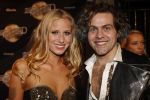 Amsterdam 17 februari 2012
Premiere Saturday night fever in Carre.
Paul Turner met danseres
Peter Smulders bv