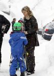 Lech 19 februari 2012
Prinses Maxima Prins Willem Alexander Prinses laurentien Prins Constantin Prinses Mabel Wisse Smit en de prinsesjes Amalia Ariane Alexia Eloise Claus Cazimir Luana en Zaria gaan skien en vertrekken bij Hotel Post.
Peter Smulders bv