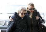 Innsbruck 18 februari 2012
Prins Frisoligt in het universitair ziekenhuis van Innsbruck na zijn ongeluk met lawine. Zijn moeder koningin Beatrix en zijn vrouw prinses Mabel Wisse Smit komen hem opzoeken.
Peter Smulders bv