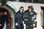 Lech 19 februari 2012
Prinses mabel Wisse Smit en Prins Willem Alexander vertrekken vanuit Hotel Post naar het ziekenhuis in Innsbruck waar Prins Friso ligt na zijn skiongeluk.
Peter Smulders bv