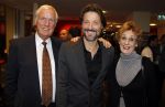 Hoofddorp 6 februari 2012
Premiere eten met vrienden met oa Rick Engelkes Lone v Roosendaal Miryanna v Reeden en Kees Boot in de schouwburg van Hoofddorp. Rick met zijn ouders
Peter Smulders bv