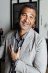 Amsterdam 2 februari 2012
Presentatie n ieuwe talkies in hotel de Dylan. Ruud Gullit met Nialaya en Buddha to Buddha armbanden
Peter Smulders bv
