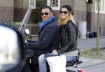 Amsterdam 11 maart 2012
Ruud en Estelle Gullit op Vespa Scooter.
Peter Smulders bv