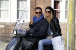 Amsterdam 11 maart 2012
Ruud en Estelle Gullit op Vespa Scooter.
Peter Smulders bv