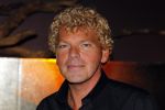 Amsterdam 12 maart 2012
Presentatie boek Heleen v Royen. Ton v Royen met dochter
Peter Smulders bv