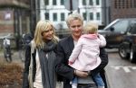 Amsterdam 18 maart 2012
Wendy v Dijk en Erland Galjaard met dochter Lizzy bij de babyshower van Nicolette v Dam.
Peter Smulders bv