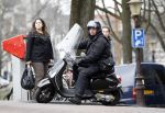 Amsterdam 17 maart 2012
Willem holleeder op vespa scooter in Amsterdam. Het zijn de eerste foto's in Amsterdam na zijn vrijlating.
Fototo's Edwin Smulders/Ferry de Kok