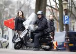 Amsterdam 17 maart 2012
Willem holleeder op vespa scooter in Amsterdam. Het zijn de eerste foto's in Amsterdam na zijn vrijlating.
Fototo's Edwin Smulders/Ferry de Kok