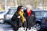 Laren 8 februari 2012
Willibrord Frequin met zijn dochter Rebecca aan het winkelen.
Peter Smulders bv