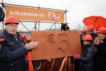 Utrecht 15 maart 2013
Frans Bauer Andre v Duin Antoinette Hertsenberg en Erica Terpstra leggen de eerste steen daar waar het nieuwe Kika kinderziekenhuis moet komen.
Peter Smulders bv