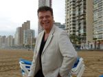 Benidorm, 7 Maart 2013
Andy de Wit ( Ad v d Hurk) voor en optreden in Cafe Rest. 
De Blauwe Walvis
Foto Peter Smulders BV