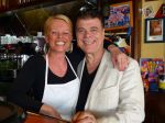 Benidorm, 7 Maart 2013
Andy de Wit ( Ad v d Hurk) voor en optreden in Cafe Rest. 
De Blauwe Walvis. Andy met zijn dochter
Foto Peter Smulders BV