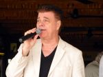 Benidorm, 7 Maart 2013
Andy de Wit ( Ad v d Hurk) voor en optreden in Cafe Rest. 
De Blauwe Walvis
Foto Peter Smulders BV