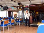 Benidorm, 7 Maart 2013
Andy de Wit ( Ad v d Hurk) voor en optreden in Cafe Rest. 
De Blauwe Walvis
Foto Peter Smulders BV