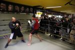 Oostzaan 11 maart 2013
Persconferentie en training Badr Hari bij Mike's gym.
Peter Smulders bv