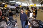 Schiphol 13 maart 2013
Badr Hari en Estelle Cruijff vertrekken vanaf schiphol naar Zagreb waar Badr een K1 event heeft.
Peter Smulders bv