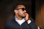 Schiphol 17 maart 2013
Badr Hari en Estelle Cruijff  komen terug van de K1 finale in Zagreb waar Badr zijn voet gebroken heeft . Badr wordt in een rolstoel naar zijn auto gebracht.
Peter Smulders bv
