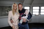 Loosdrecht 21 februari 2013
Presentatie rtl5 programma Huisje boompje Barbie met Samantha de Jong Michael v d Plas en dochter Angelina bij het witte huis.
Peter Smulders bv