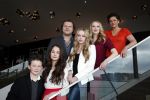 Amsterdam 11 maart 2013
PERPRESENTATIE 'AAF', CASTFOTO VLNR. BENNIE GEEST, MECHTELD JONGERIUS, BAS KEIJZER, LISA ZWEERMAN, JELKA VAN HOUTEN EN ANNET MALHERBE
Peter Smulders bv